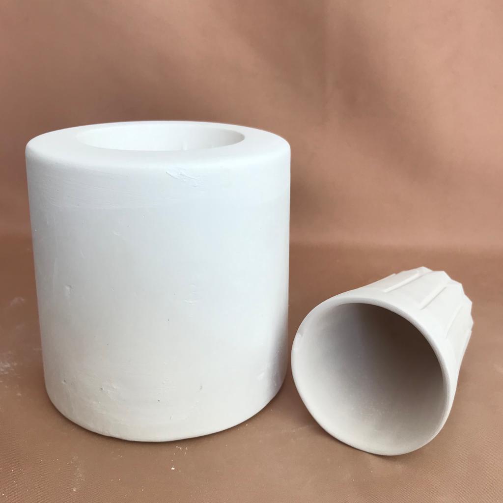 EK088 - Decorated Cup Plaster Mold 7.5x10cm