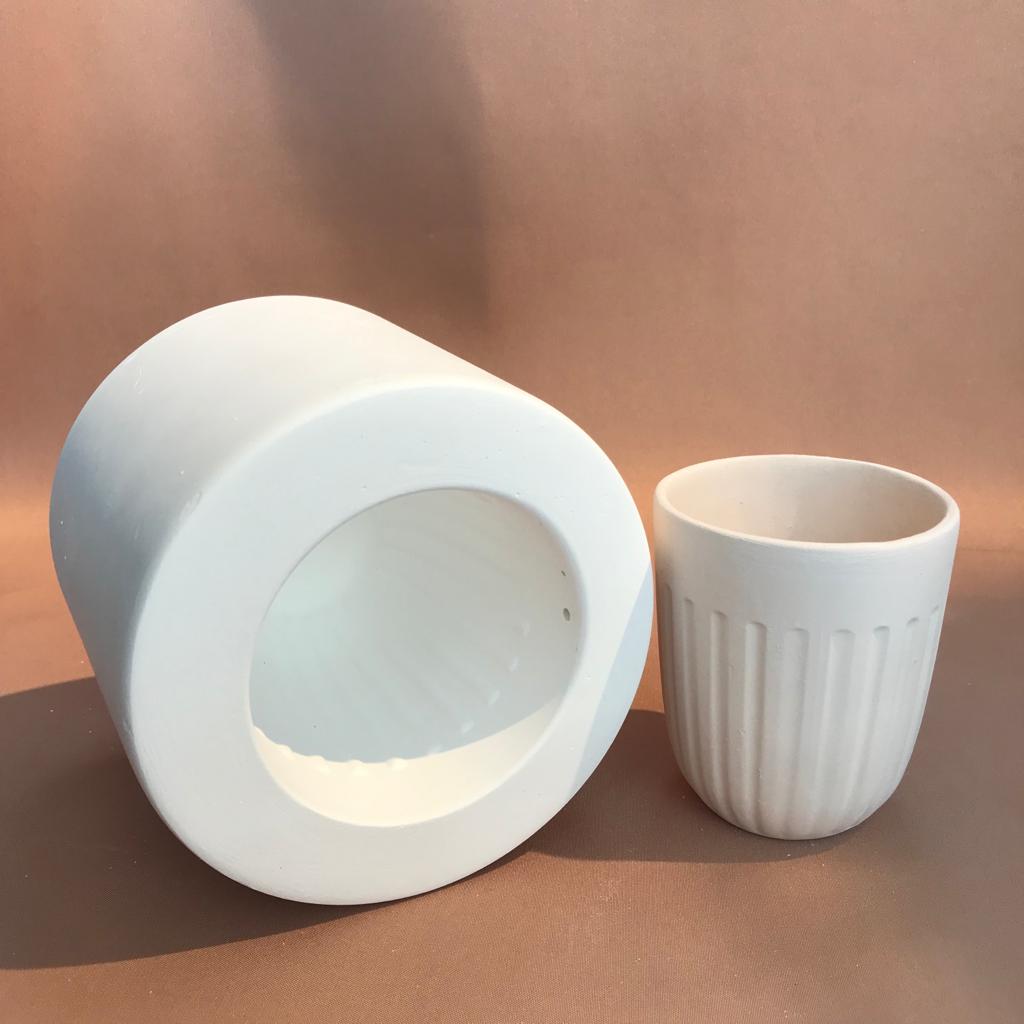 EK508 Plaster Mold - Ceramic Casting Mold -  Oval Motif Cup with Glaze Rim 7.5x9cm